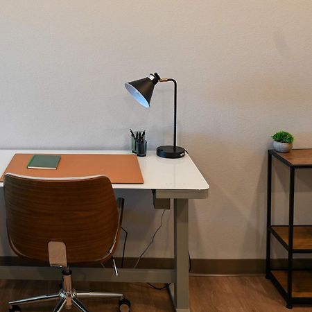 2 Bedroom Brand New Apartment Near Mayo, Park Free 로체스터 외부 사진