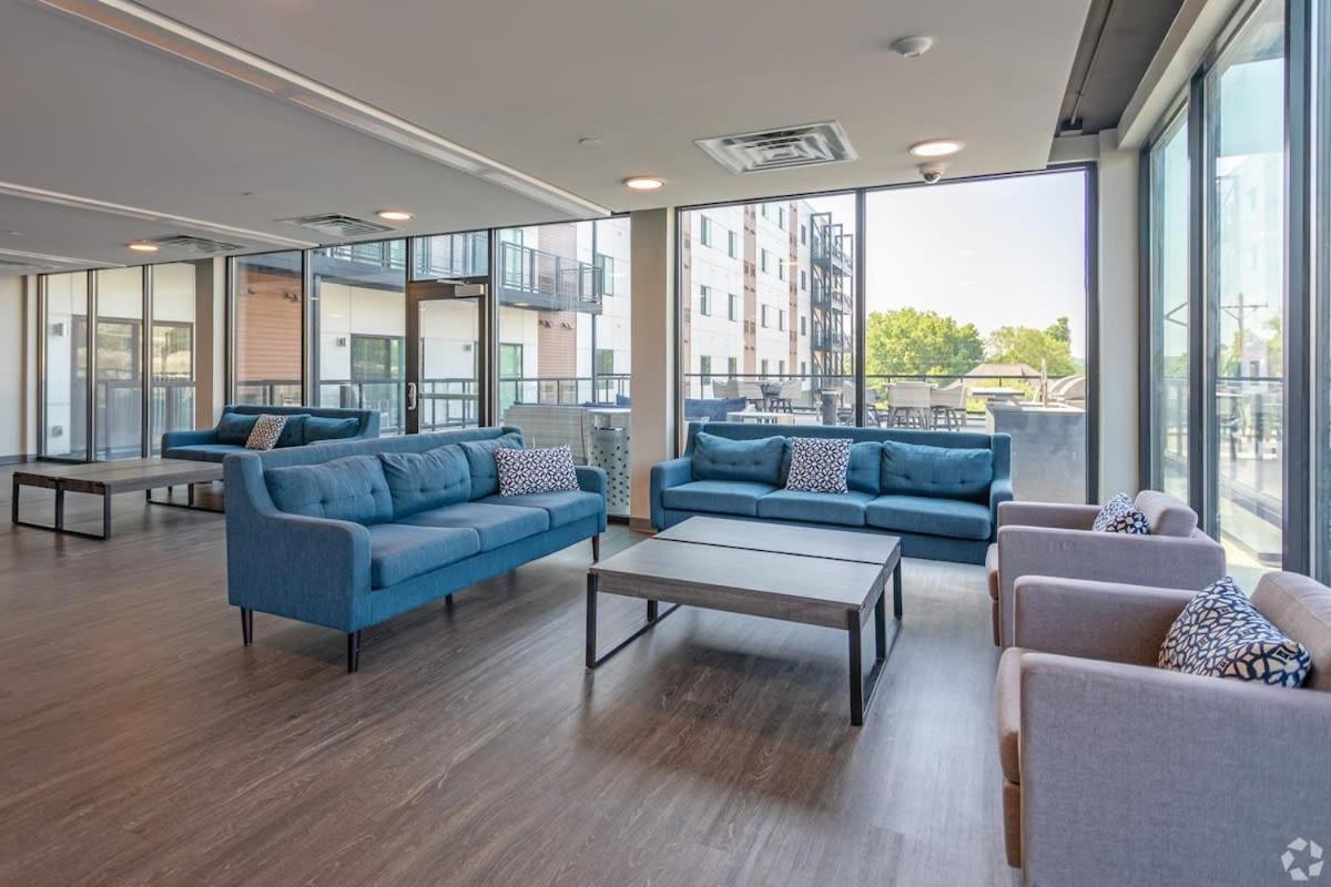 2 Bedroom Brand New Apartment Near Mayo, Park Free 로체스터 외부 사진