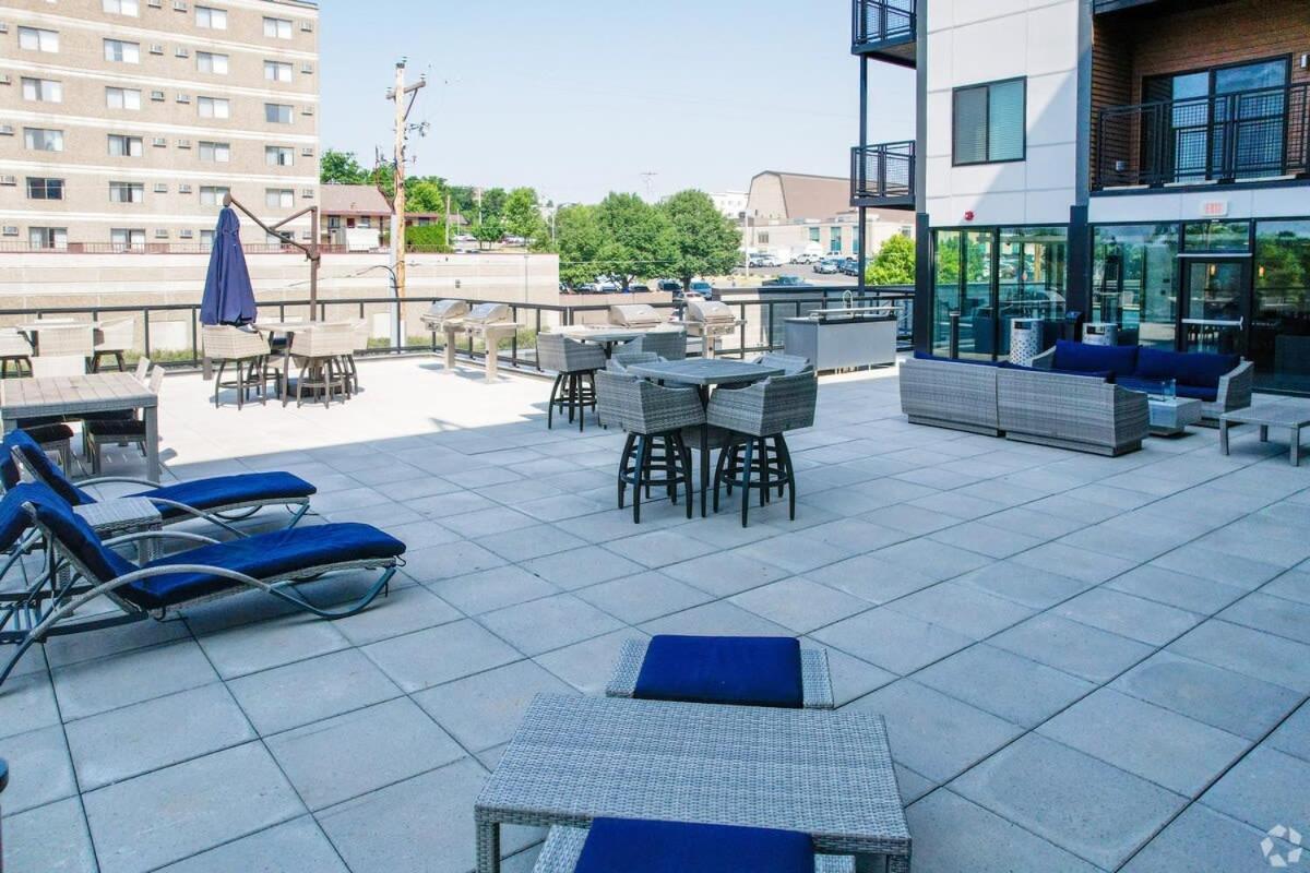 2 Bedroom Brand New Apartment Near Mayo, Park Free 로체스터 외부 사진