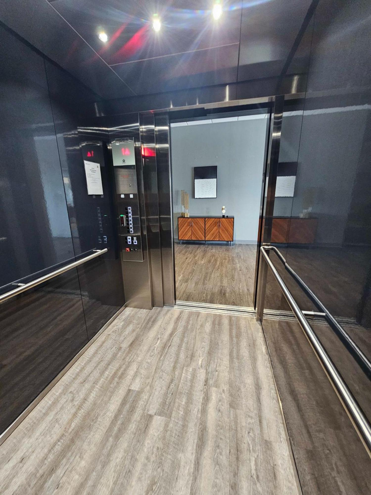 2 Bedroom Brand New Apartment Near Mayo, Park Free 로체스터 외부 사진