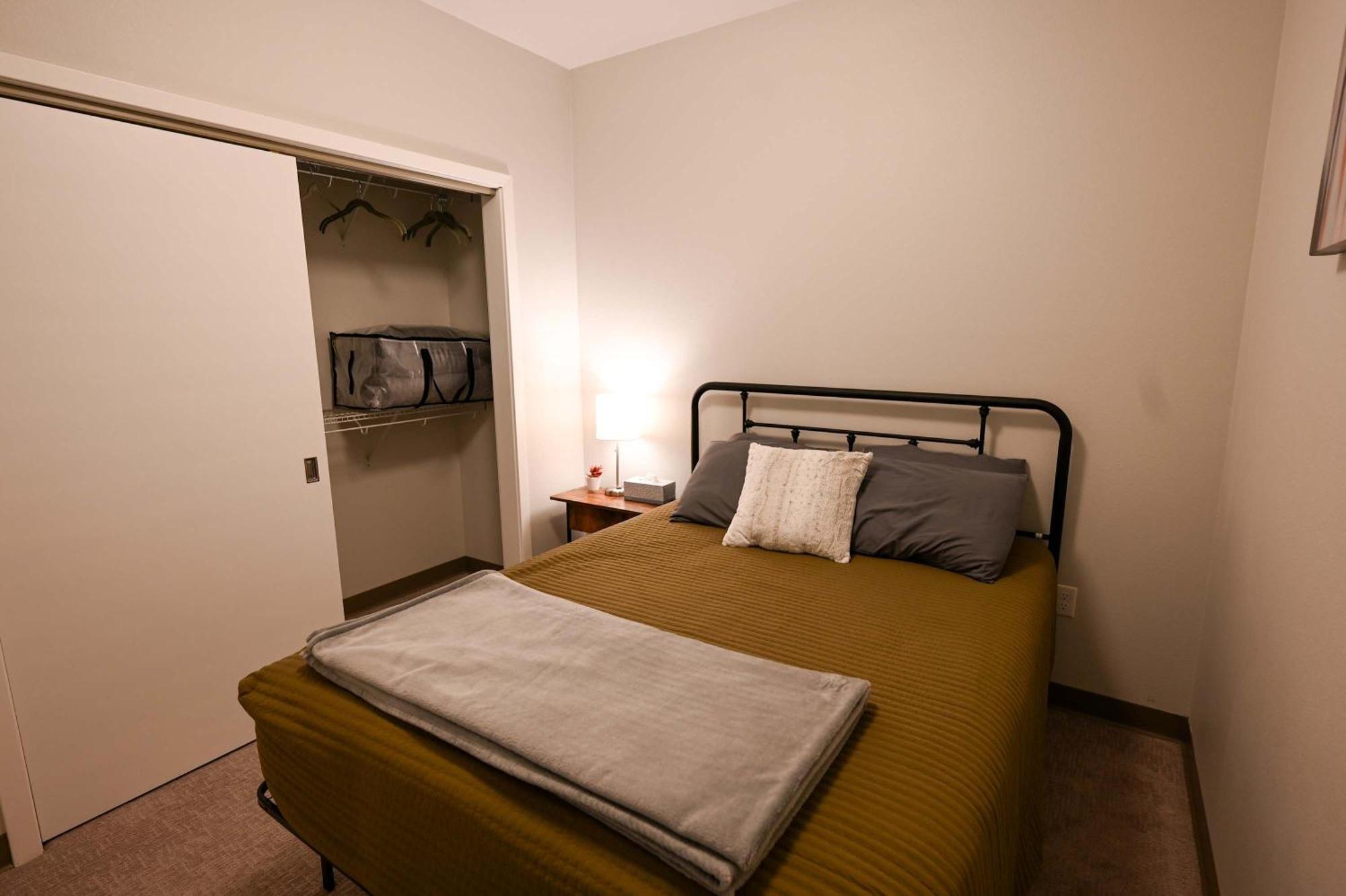 2 Bedroom Brand New Apartment Near Mayo, Park Free 로체스터 외부 사진